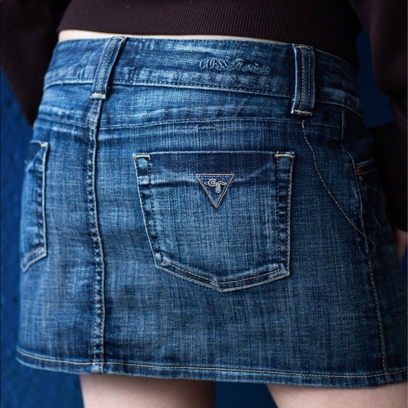 Y2K Guess Mini Skirt - Picture 1 of 6
